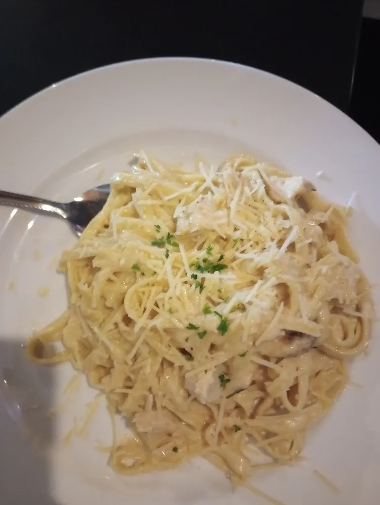 Fettuccine Alfredo
